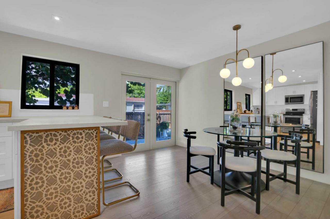 Miami Gem Villa ภายนอก รูปภาพ